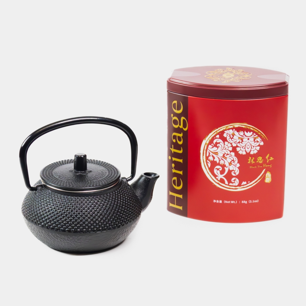 Riantea Heritage Selection — Подарочный набор с чугунным чайником и банкой премиального чая